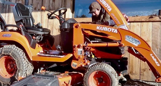 kubota tractor runs but wont move